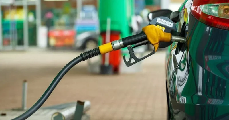 Eşel mobil sistemi nedir? Akaryakıt fiyatlarına nasıl yansıyacak? Eşel mobil ne demek?