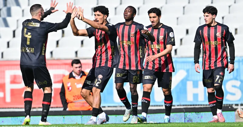 Fatih Karagümrük: 2 Çaykur Rizespor: 1 MAÇ SONUCU VavaCars Fatih Karagümrük Haberleri