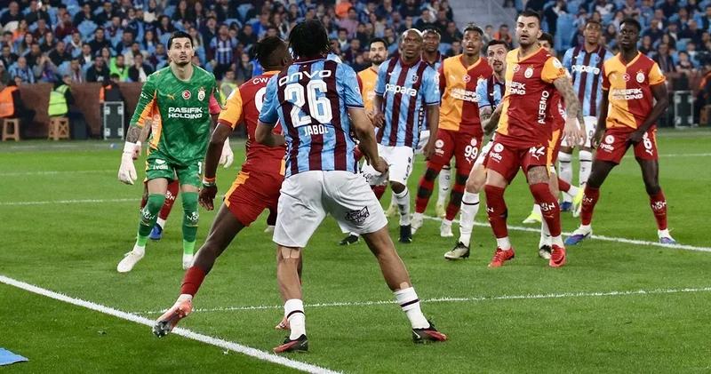 Uğurcan Çakır a sürpriz yaptılar: Bu takımın bir parçası olmaktan gurur duyuyorum