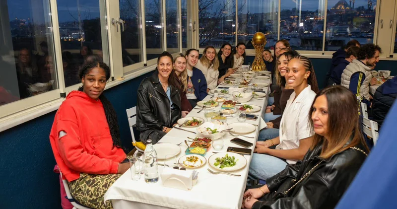 Fenerbahçe Opet şampiyonluğu kutladı! Basketbol Haberleri