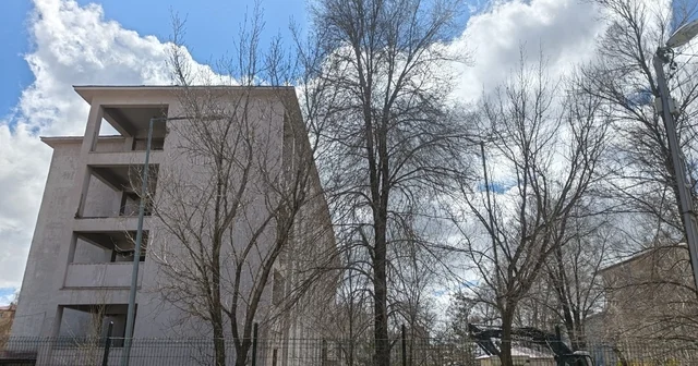 Diyadin de eski hükümet konağı için yıkım süreci başladı Ağrı Haberleri