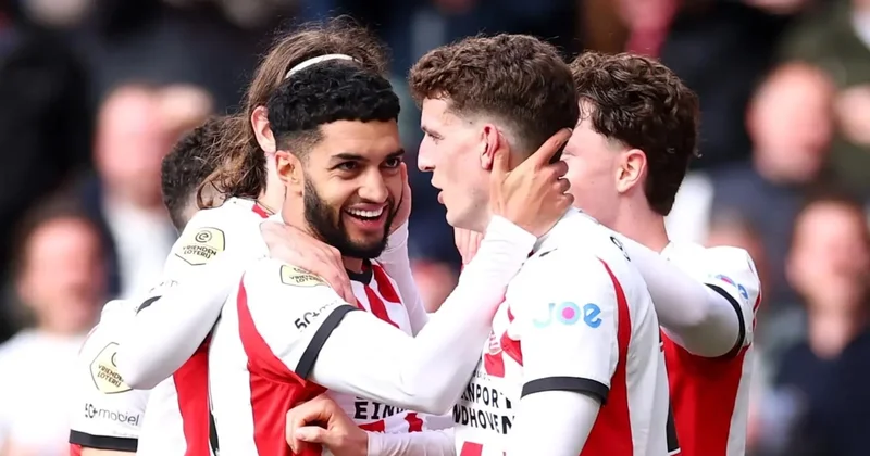 Hollanda da şampiyon belli oldu! 5 hafta kala ipi göğüsledi Sözcü Gazetesi