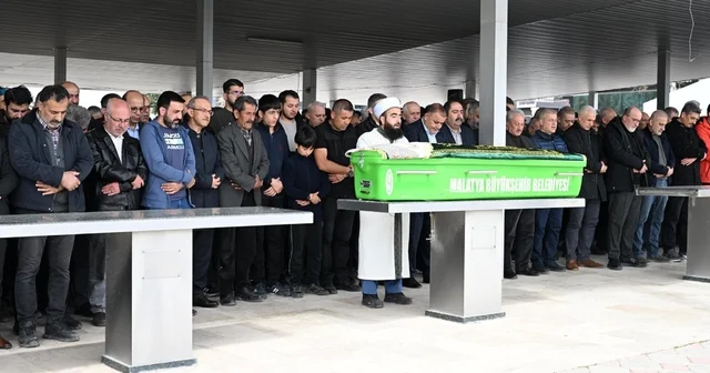 Havuzda fenalaşan Çiğdem öğretmen hayatını kaybetti Malatya Haberleri