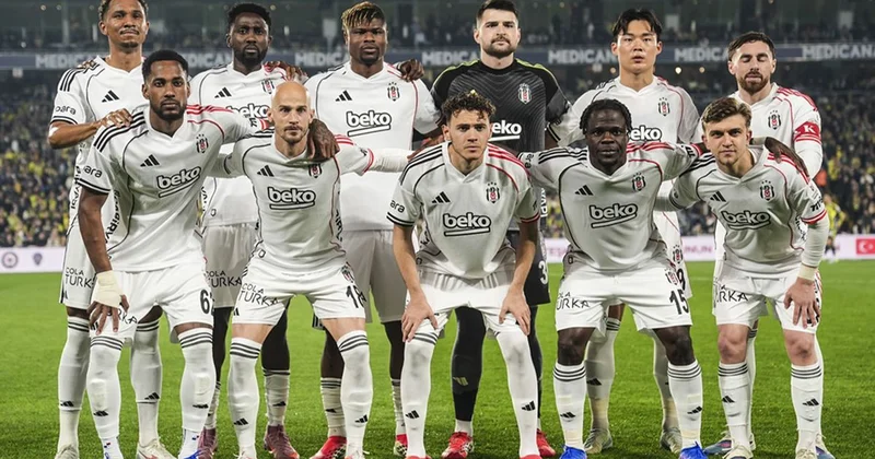 Beşiktaş ta sakatlık! Yıldız isim hastaneye kaldırıldı