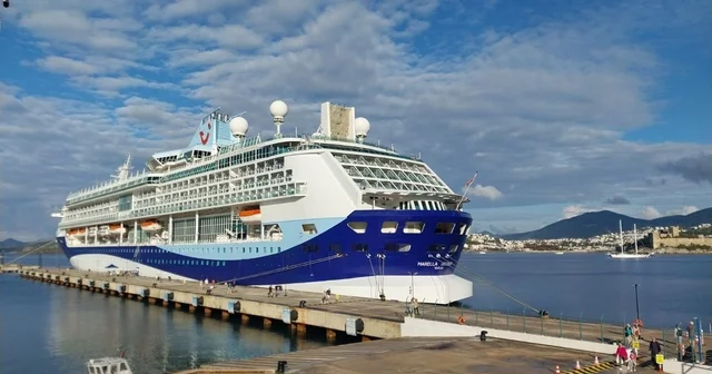 Sezonun ikinci kuruvaziyer gemisi Bodrum a geldi Muğla Haberleri