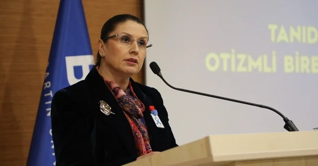 BARÜ de otizmde tanıdan yetişkinliğe uzanan süreç uzmanlar tarafından anlatıldı Bartın Haberleri