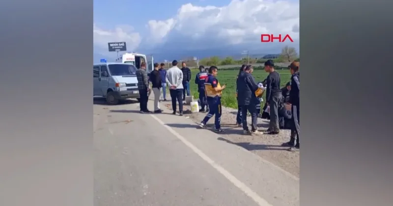 Osmaniye de korkutan kaza! İşçi servisi ile minibüs çarpıştı: 3 yaralı