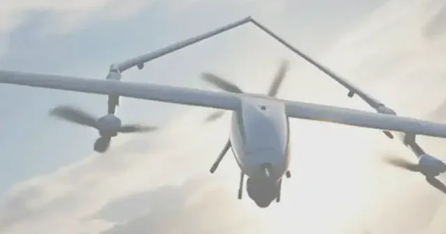 Türk mühendisliğinin en şık hali: Yerli İHA BAHA sahnede VİDEO İZLE