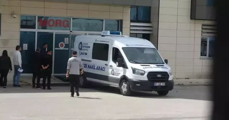 Ekmek almak için çıkmıştı! Çöp kamyonunun altında kaldı