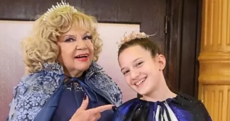 Nevra Serezli torunu Serra Serezli ile aynı filmde oynayacak Magazin haberleri