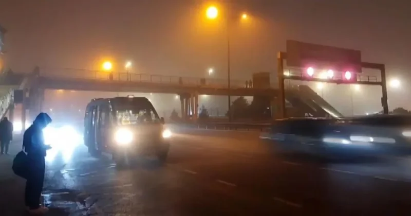 İstanbul sise teslim: Görüş 20 metreye indi