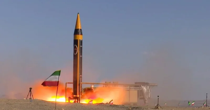 10 füze, havada 800 bombaya dönüşüyor: İsrail ve ABD yi çileden çıkaran silah Sözcü Gazetesi