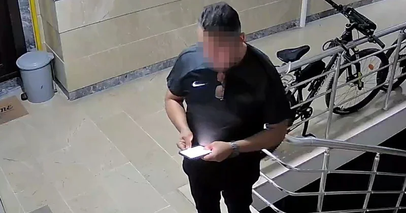 Görevlinin karısını öldüren şahıs, cinayetten sonra ellerini yıkamış