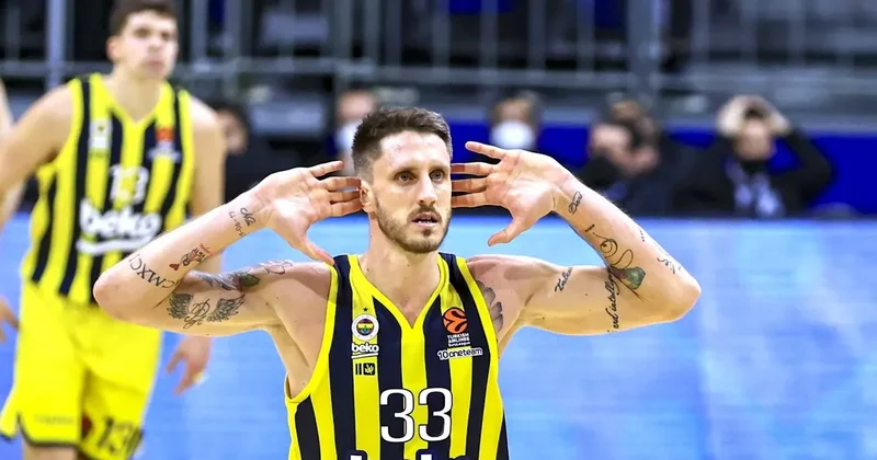 Achille Polonara basketbol kariyerine son verdi!
