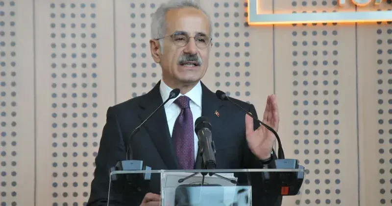 Bakan Uraloğlu: Terminal, İstanbul Havalimanımızı küresel merkeze dönüştürecek stratejik bir yatırımdır