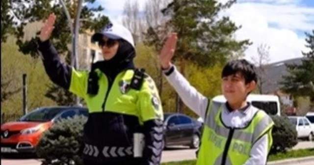 Kurallara uyalım, hayata bağlanalım Bayburt Haberleri