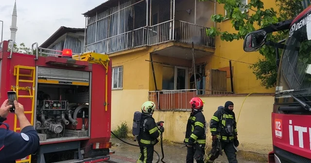 Denizli de balkon yanan koltuk paniğe neden oldu Denizli Haberleri