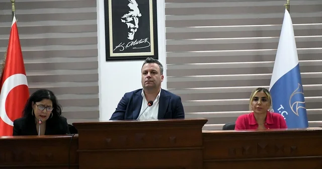 Kuşadası Belediye Meclisi nden kentle ilgili önemli kararlar Aydın Haberleri