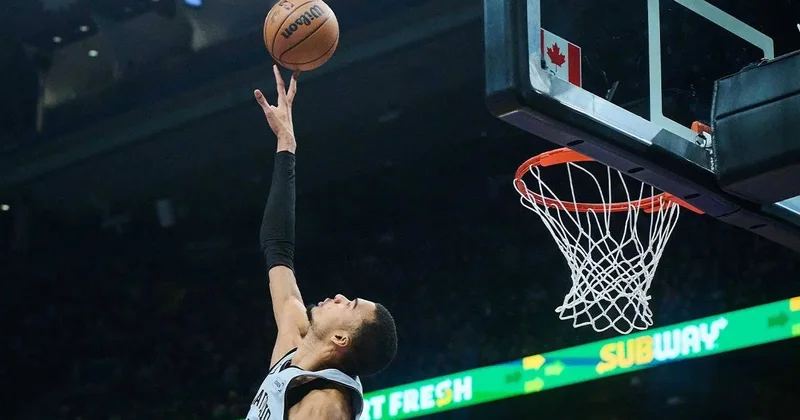 22 yaşındaki Wembanyama dan NBA de tarihi rekor