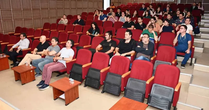 Alanya’da robotik cerrahi alanında simülasyon eğitimi verildi