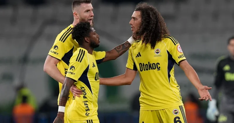 Fenerbahçe de sevilmiyor: Üzerine yürüdüler yumruklaşma noktasına gelindi Futbol Haberleri