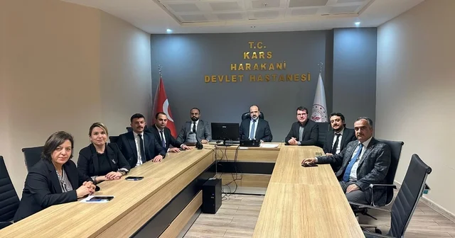 Kars ta sağlık hizmetleri değerlendirildi: 2026 hedefleri masaya yatırıldı Kars Haberleri