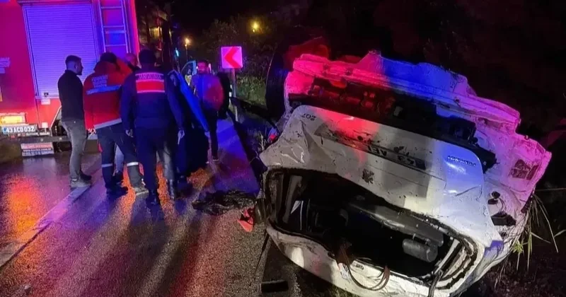 Kontrolden çıkan otomobil takla attı; 4 kişi yaralandı Sözcü Gazetesi