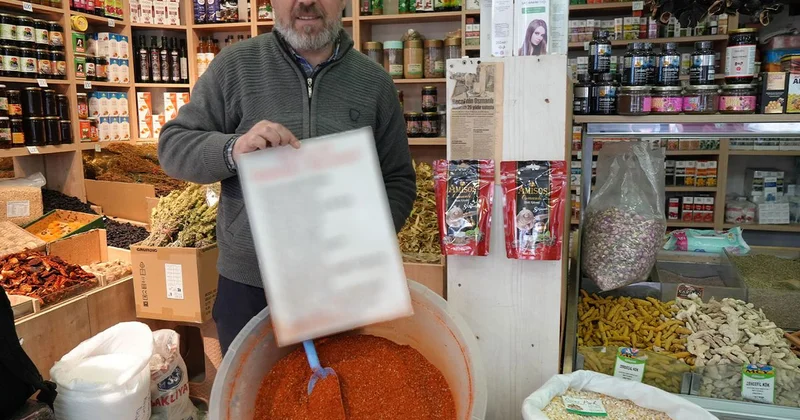 Tarifini kendi buldu, 29 yıldır aynı baharatı satıyor