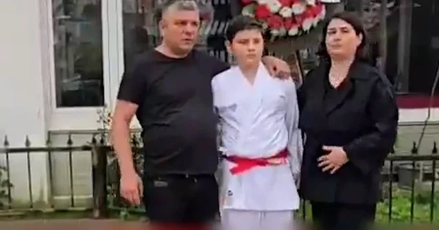 CHP’li Kuyucak Belediye Başkanı Uğur Doyanca kendisini eleştiren vatandaşın milli sporcu oğlunu cezalandırdı VİDEO İZLE