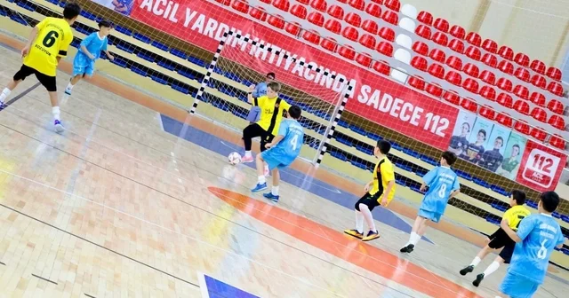 Bilecik te futsal çeyrek final heyecanı sürüyor Bilecik Haberleri