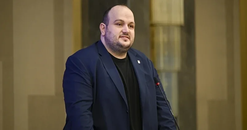 Halit Albayrak yeniden Türkiye Buz Hokeyi Federasyonu Başkanı seçildi Salon Sporları Haberleri