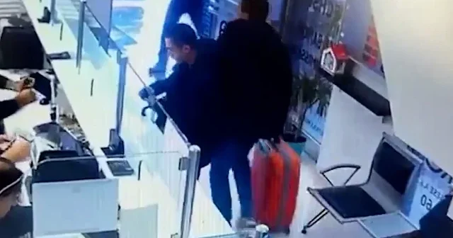 Muhittin Böcek’in oğlu Gökhan Böcek rüşvet paralarını böyle taşımış: Silinen kamera kayıtları ortaya çıktı VİDEO İZLE