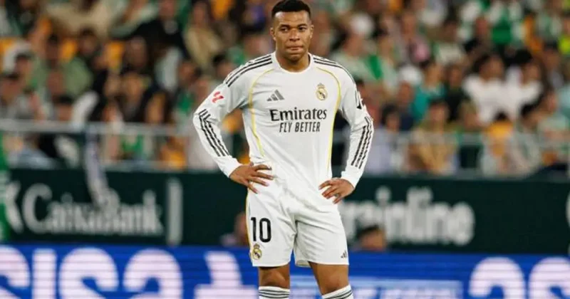 Real Madrid taraftarı imza kampanyası başlattı! Milyonlarca kişi yıldız ismi istemiyor