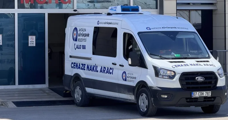 Feci çarpışma can aldı: Motosikletli kurye hayatını kaybetti