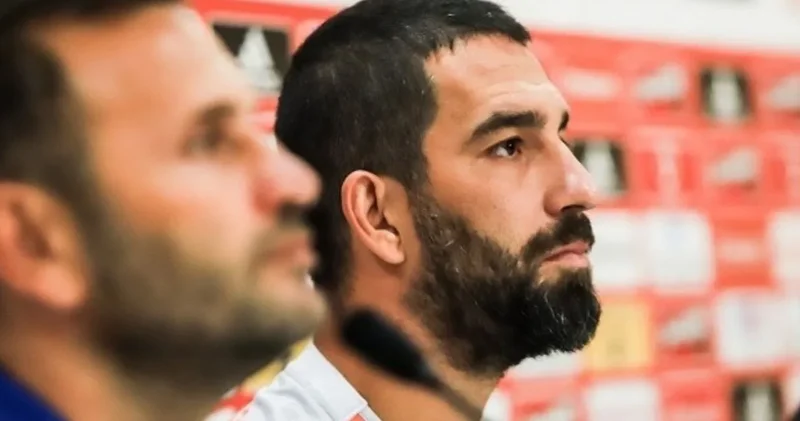 Arda Turan dan Galatasaray teknik direktörlüğü açıklaması: Olay cevap