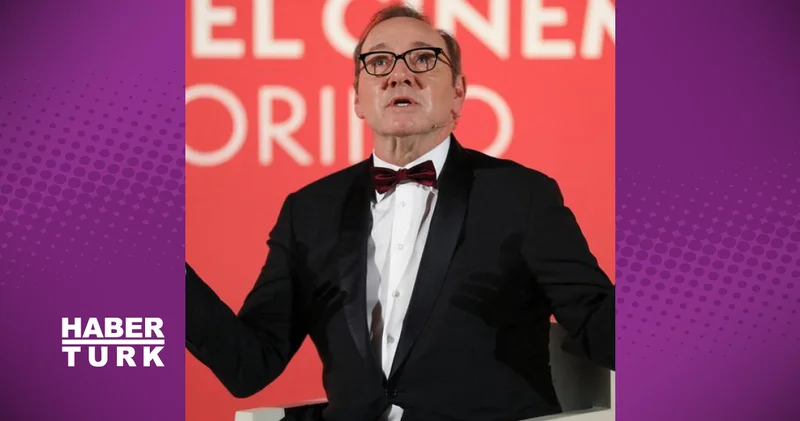 Kevin Spacey Melodies In The Forest filmiyle setlere dönüyor