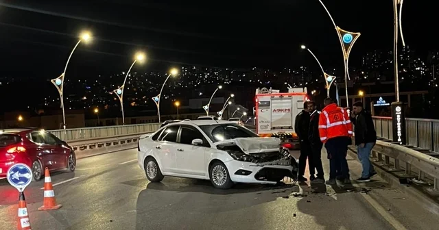 Yolda gördükleri kazaya anında müdahale eden A Takımı ikinci felaketi önledi Kocaeli Haberleri