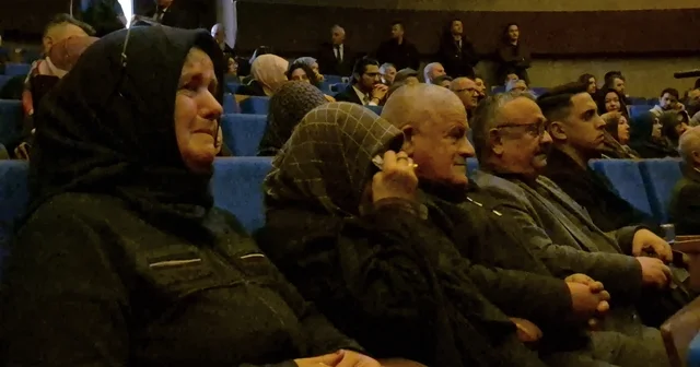 Düzce Bedel adlı belgeselin gösterimi yapıldı: Gözyaşları sel oldu Düzce Haberleri