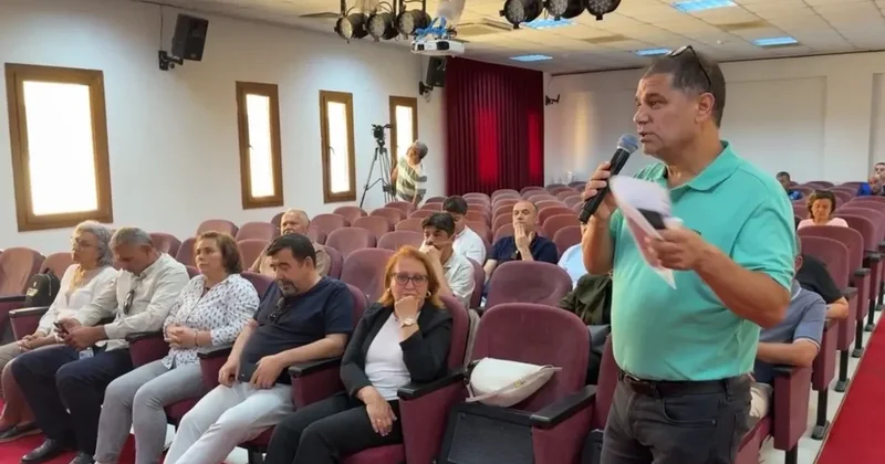 SON DAKİKA CHP’de küfür skandalı bitmiyor: Canlı yayında açık kalan mikrofon ele verdi!