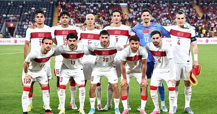 Galatasaray, milli yıldızı alıyor! İşte bonservisi