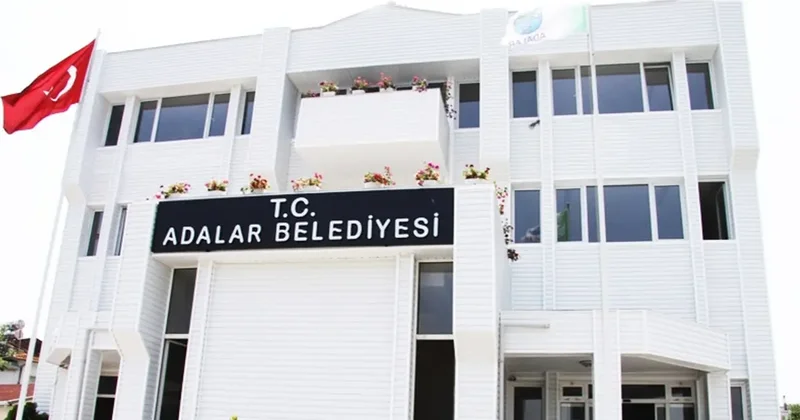 İstanbul Emniyeti Mali Şube ekipleri Adalar Belediyesi nde inceleme yapıyor