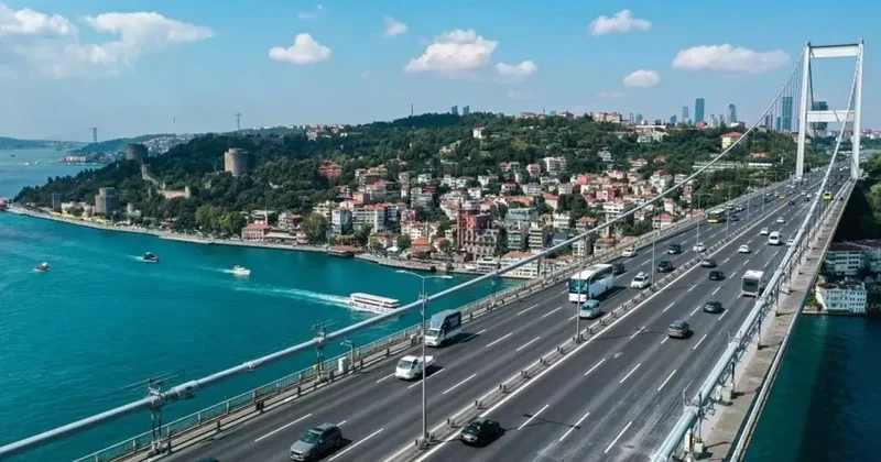 Uraloğlu: Bayramda 29,3 milyon araç otoyol ve köprülerden geçti
