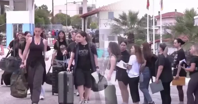 Yunanistan dan askerlik adımı! Kadınlar orduya katılabilecek