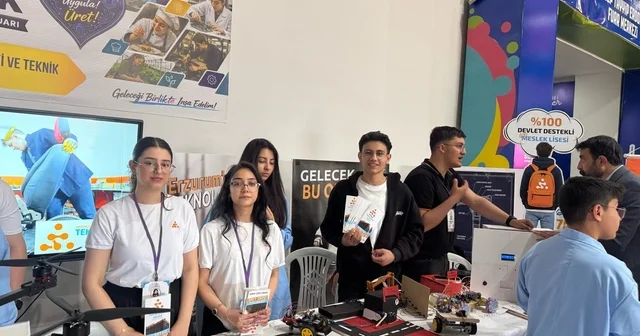 Gençlerin yetenekleri takdir topladı Erzurum Haberleri