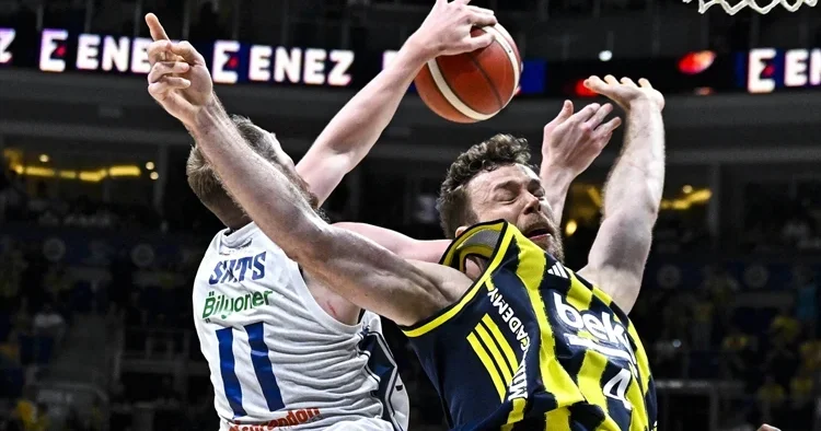 Fenerbahçe final, Anadolu Efes umut peşinde!