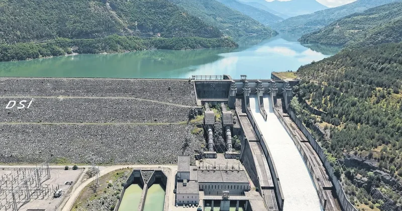 Barajlar dolu diye suyu israf etmeyin