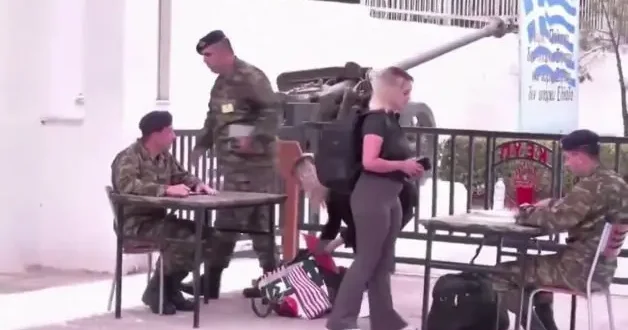 Yunanistan’da kadınlar ilk kez gönüllü askerlik yapmaya başladı