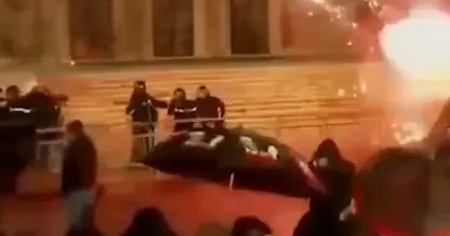 Ivanka Trump ve Kushner in gizli adası Arnavutluk u rahatsız etti: Protestocular dev projenin iptali için sokaklara döküldü VİDEO İZLE
