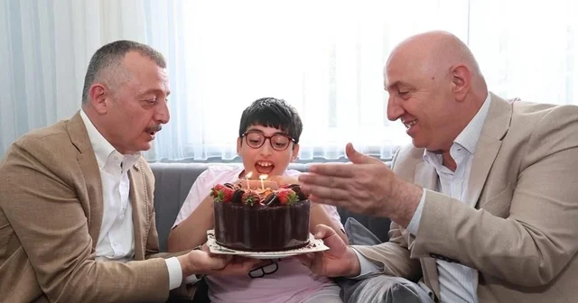 Zeynep Asya ya Büyükakın dan doğum günü sürprizi Kocaeli Haberleri