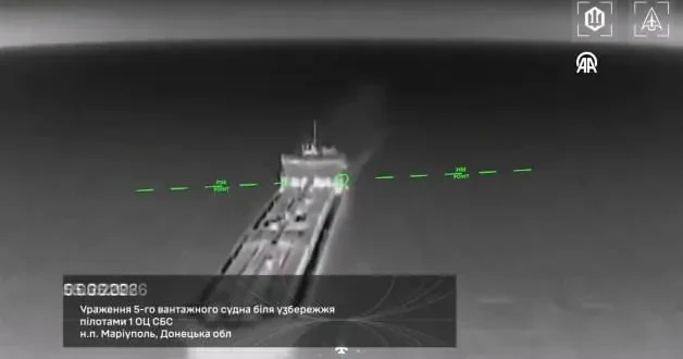 Ukrayna Azak Denizi nde gemileri drone ile vurdu: 5 Azerbaycanlı denizci öldü